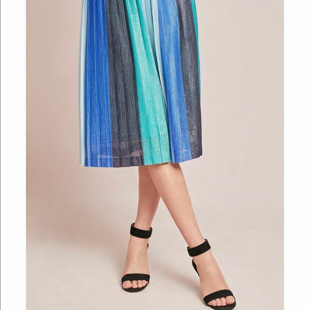 Maeve/Anthropologie sunburst metallic pleat skirt